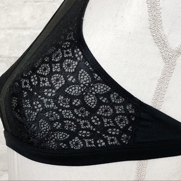 VICTORIA’S SECRET Black Lace Halter Bralette - Picture 9 of 14